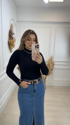 Nicole - Image 5